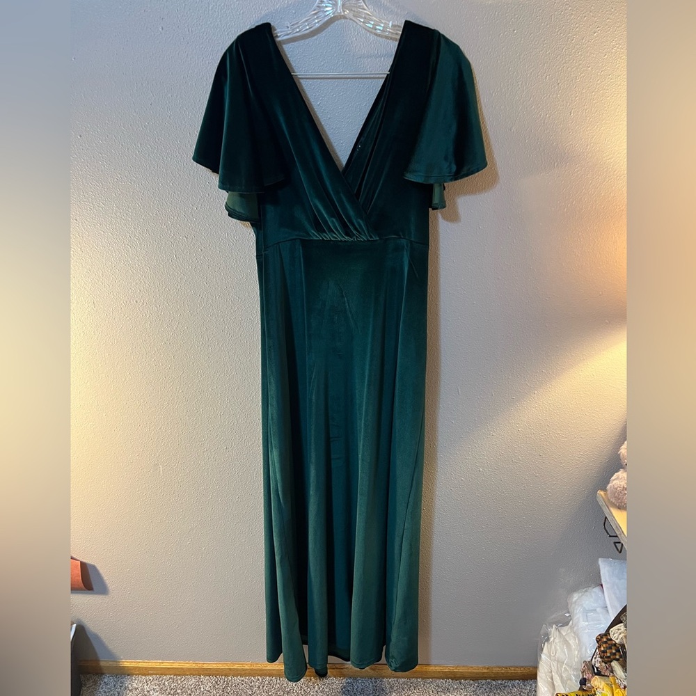 Lulus Velvet Green Evening Dress